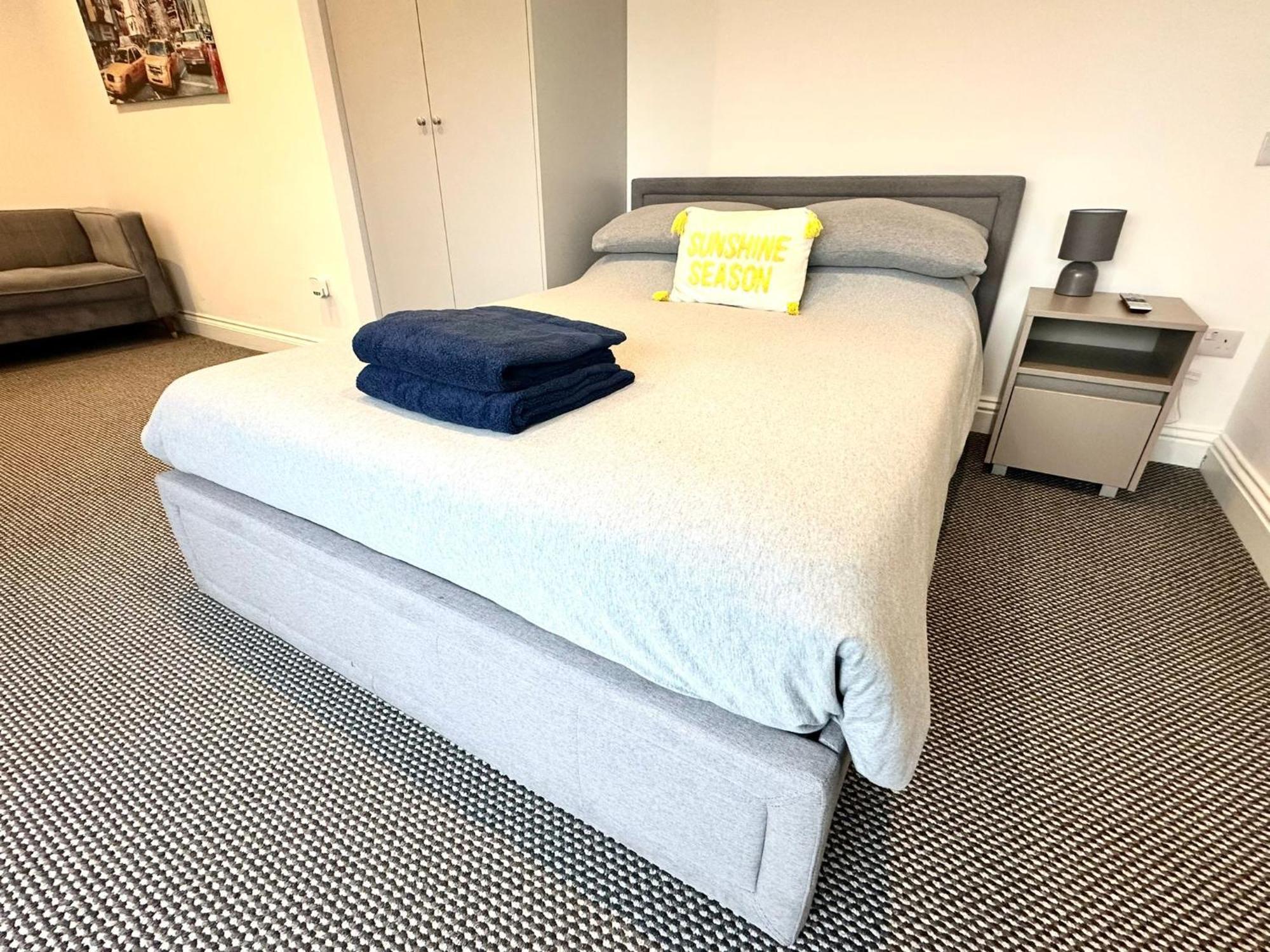 Stylish Modern, Private Apartment,15 Mins To Central London Hendon Extérieur photo